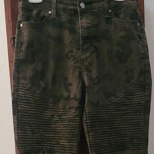 Women's Hammer Camouflage Los Angeles Skinny Jeans - Size 13